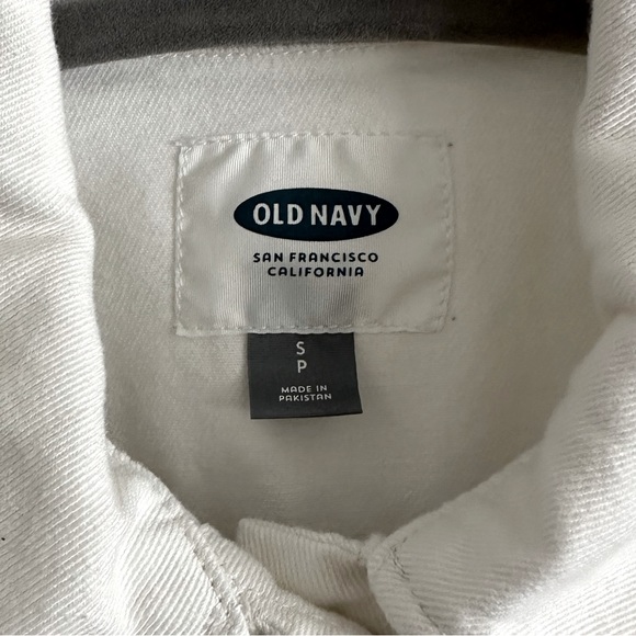 Old Navy denim jacket in white - Picture 3 of 3